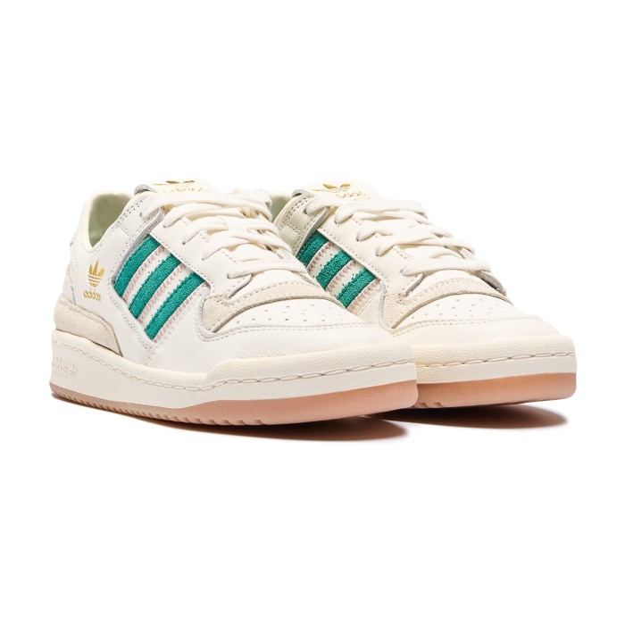 кеды forum low cl от бренда adidas вид слева