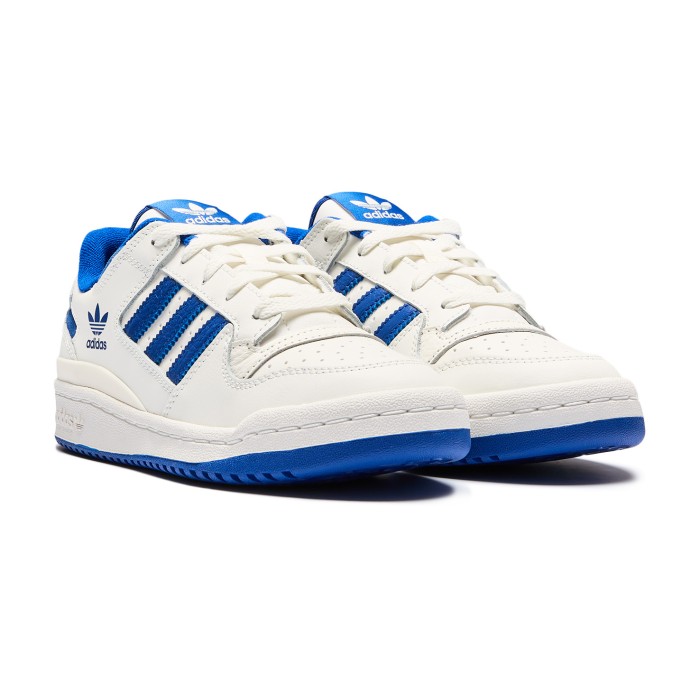 кеды forum low cl от бренда adidas вид слева