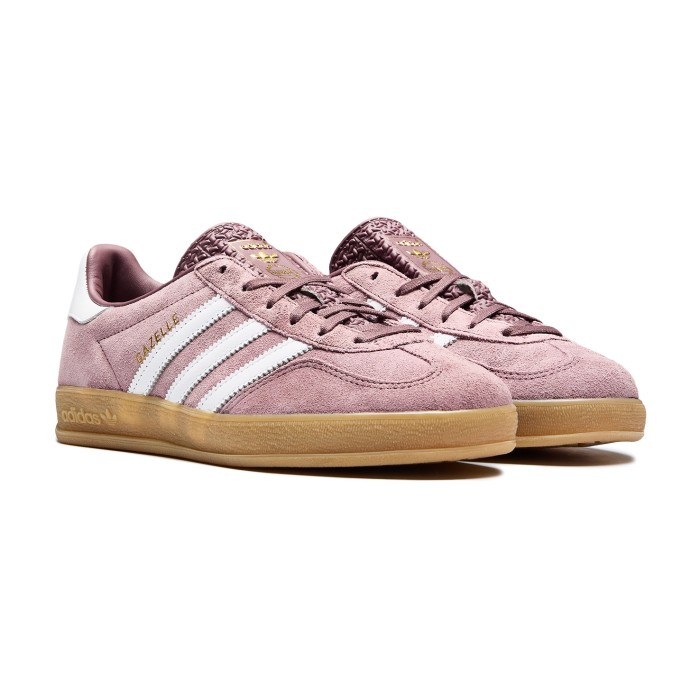 кеды gazelle indoor от бренда adidas вид слева