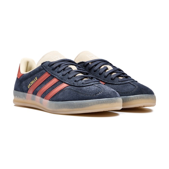 кеды gazelle indoor от бренда adidas вид слева