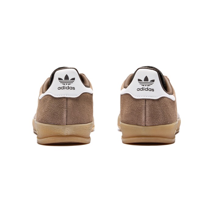 кеды gazelle indoor по цене 9490 руб вид справа