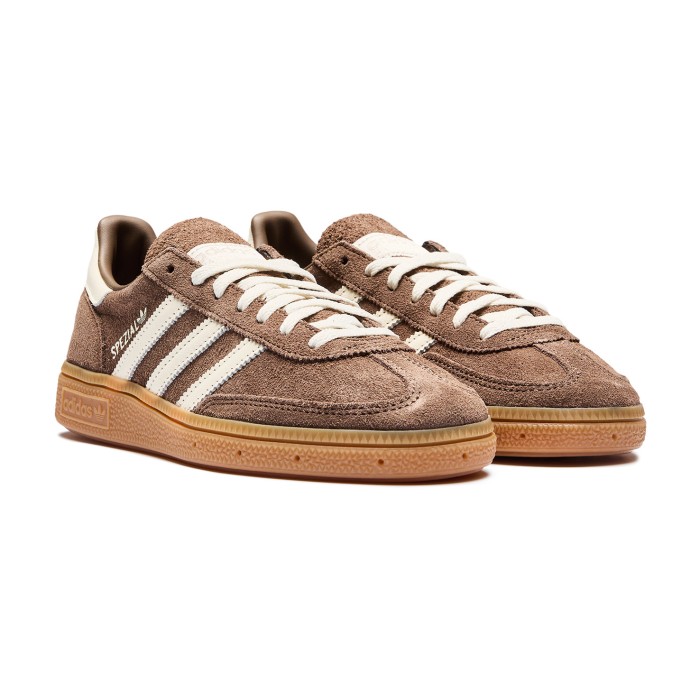 кеды handball spezial от бренда adidas вид слева