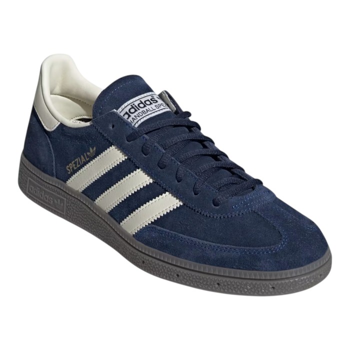 кеды handball spezial от бренда adidas вид слева