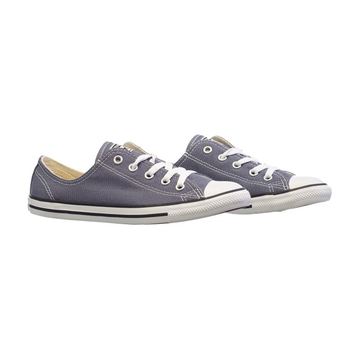 кеды полуботинки кроссовые от бренда converse вид слева