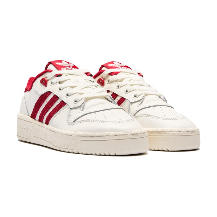 кеды rivalry low от бренда adidas вид слева