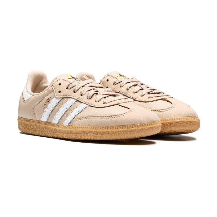 кеды samba og от бренда adidas вид слева