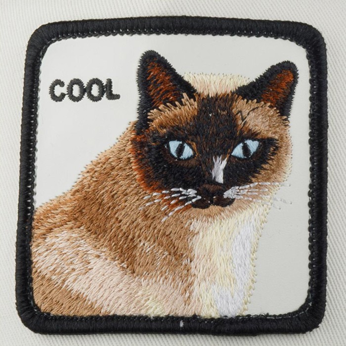 кепка white black kind cat по цене 3990 руб вид справа