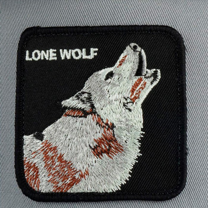 кепка wolf по цене 2999 руб вид справа
