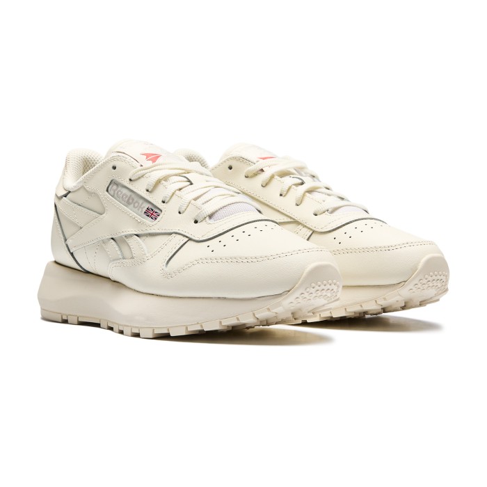 кроссовки classic leather sp от бренда reebok вид слева