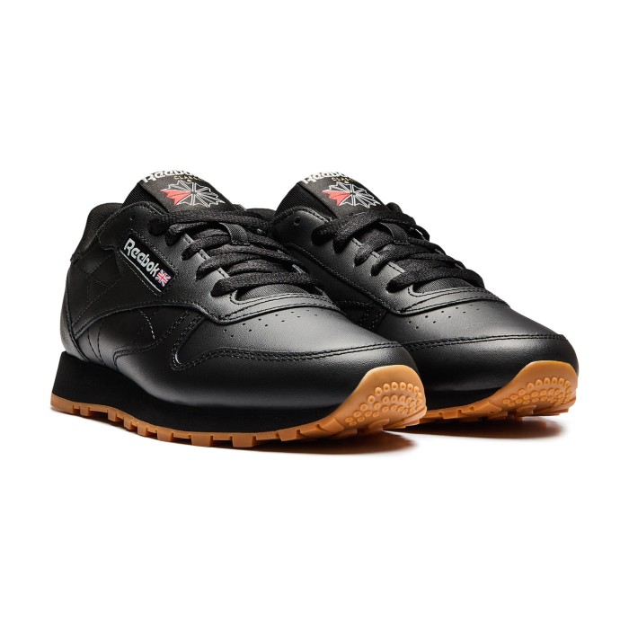 кроссовки classic leather от известного бренда вид слева