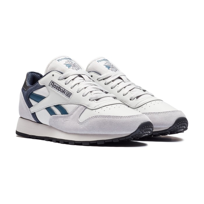 кроссовки classic leather от бренда reebok вид слева