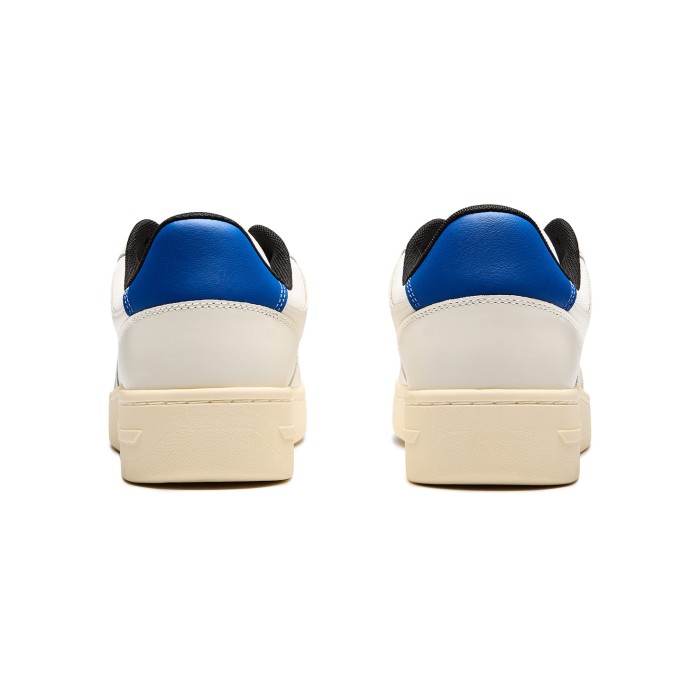 кроссовки contrast heel leather по цене 11993 руб вид справа