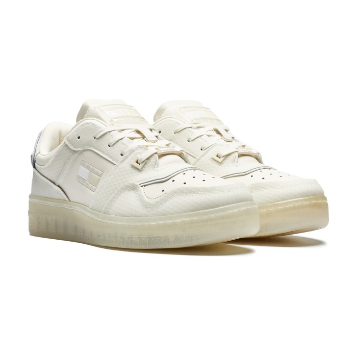 кроссовки elevated basket от бренда tommy jeans вид слева