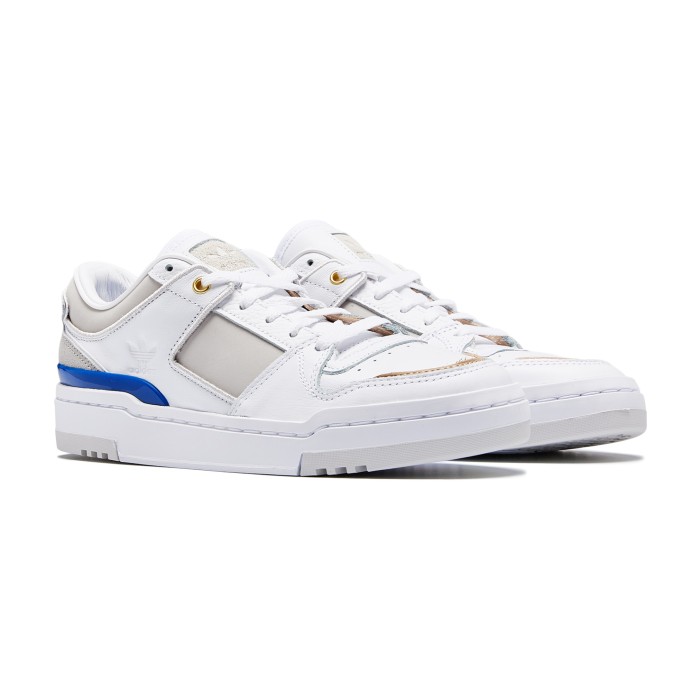 кроссовки forum luxe low от бренда adidas вид слева