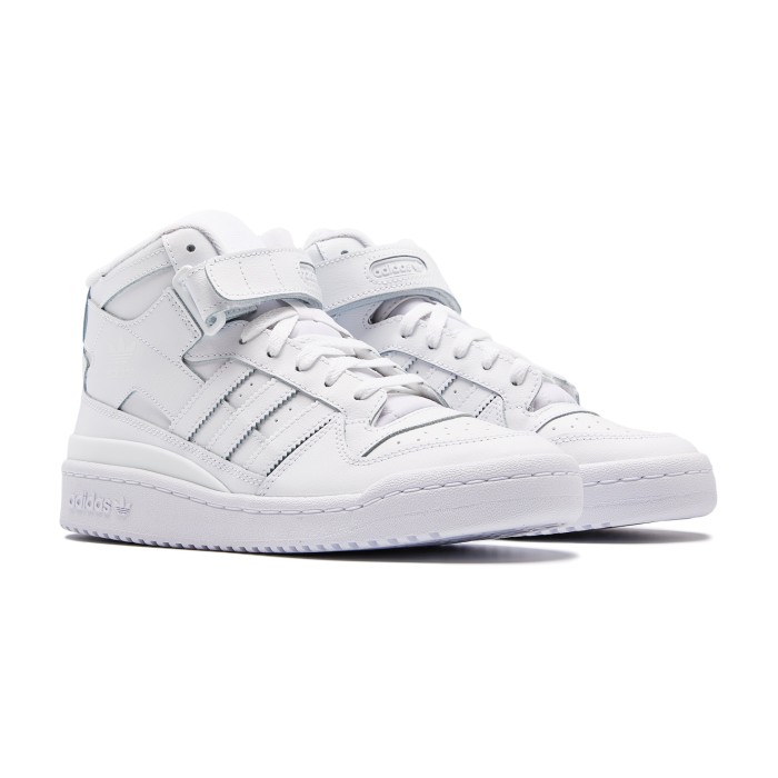 кроссовки forum mid от бренда adidas вид слева