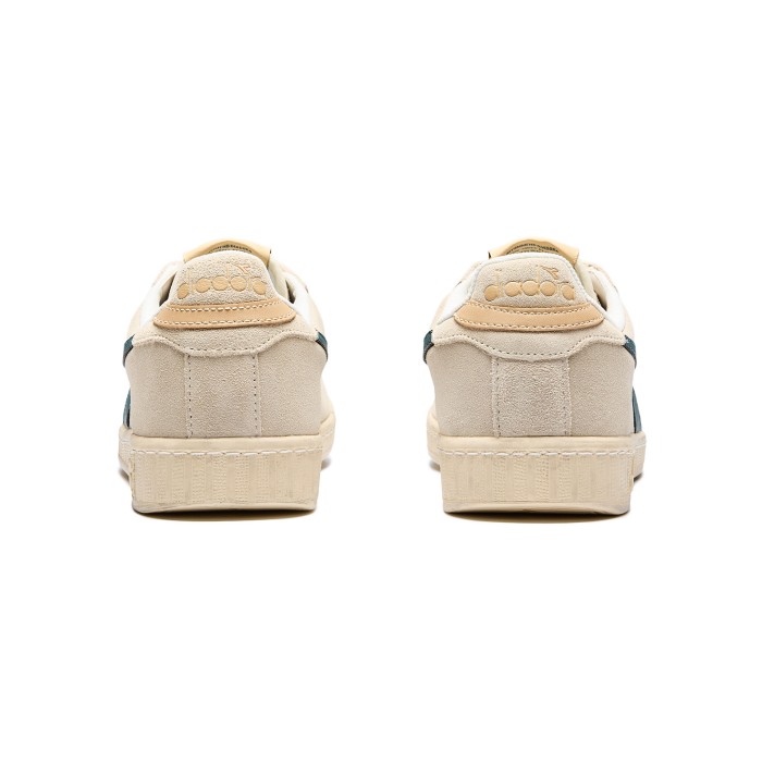 кроссовки game l low suede waxed по цене 4290 руб вид справа