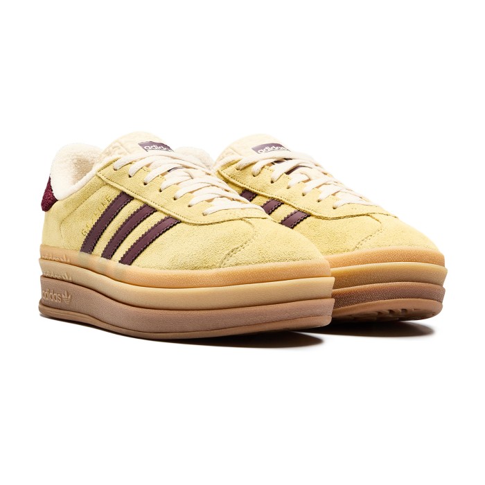 кроссовки gazelle bold от бренда adidas вид слева
