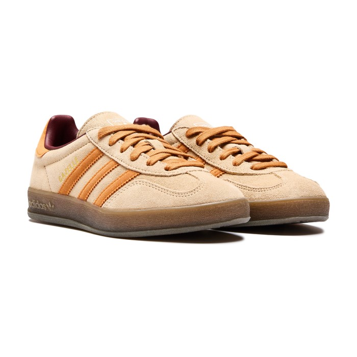 кроссовки gazelle indoor от бренда adidas вид слева