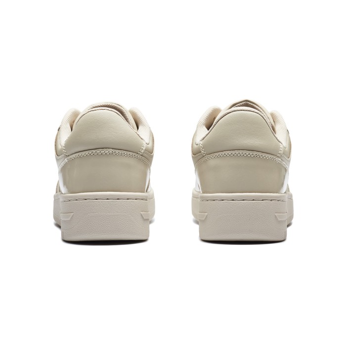 кроссовки gloss leather sneaker по цене 11193 руб вид справа