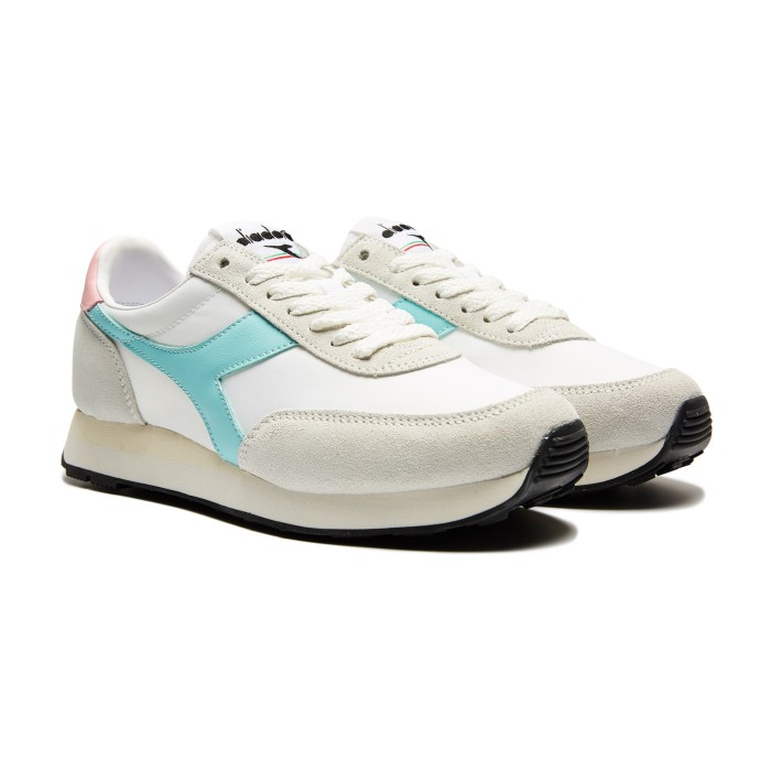 кроссовки koala от бренда diadora вид слева