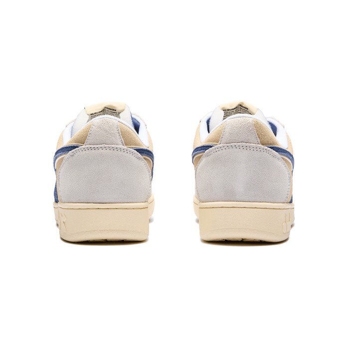 кроссовки magic basket low suede leather по цене 3996 руб вид справа