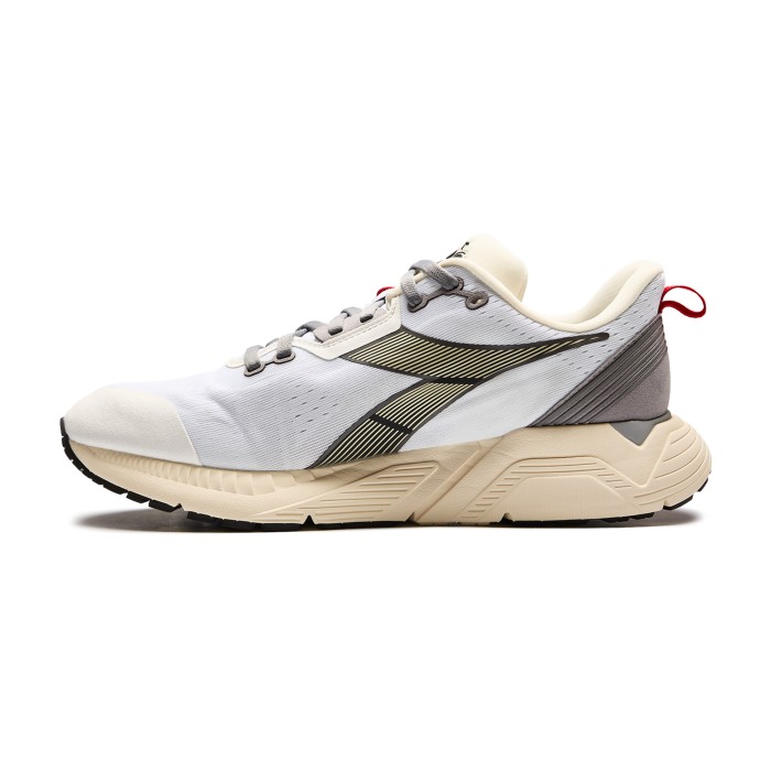 кроссовки mythos blushield vigore 2 из италии вид сбоку