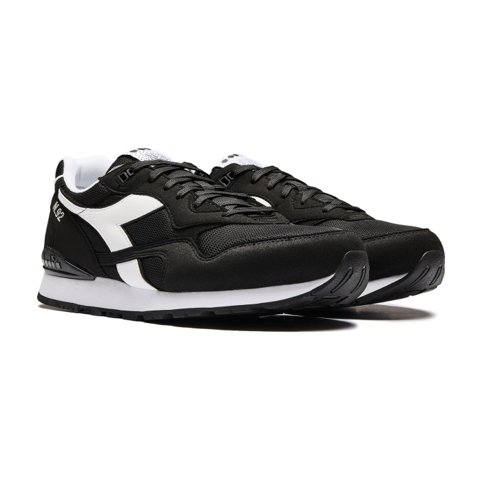 кроссовки n.92 от бренда diadora вид слева