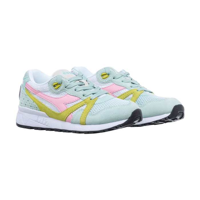 кроссовки n9000 wn от бренда diadora вид слева