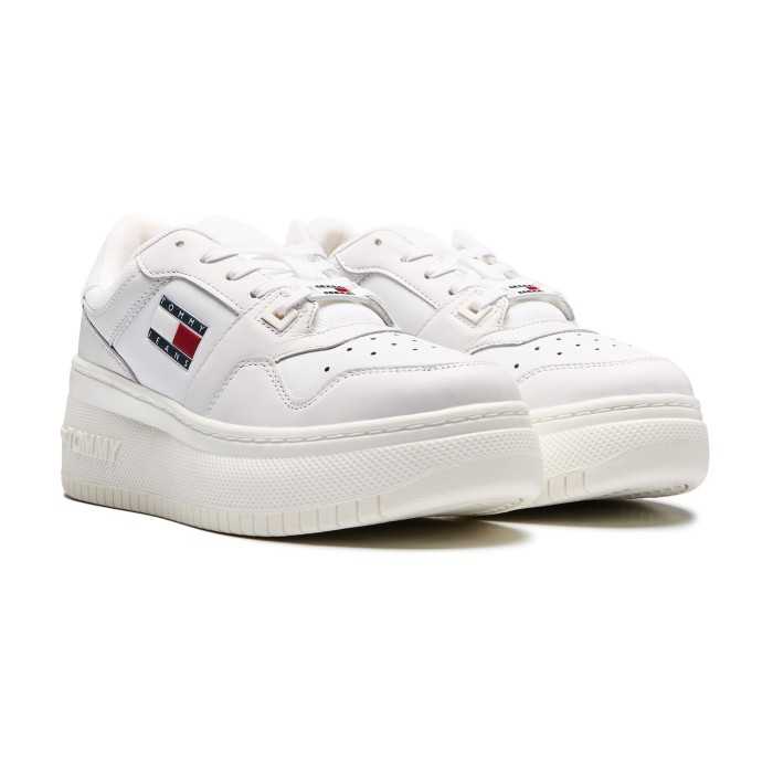 кроссовки retro basket fla от бренда tommy jeans вид слева