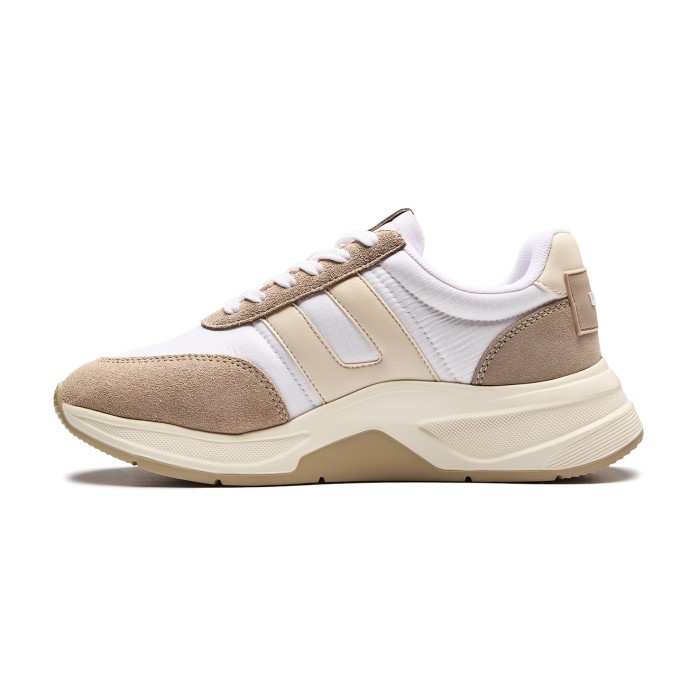 кроссовки sneakers - качественный продукт вид сбоку