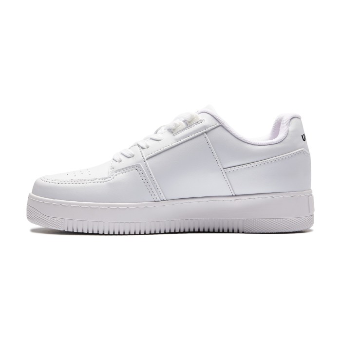 кроссовки sneakers - качественный продукт вид сбоку