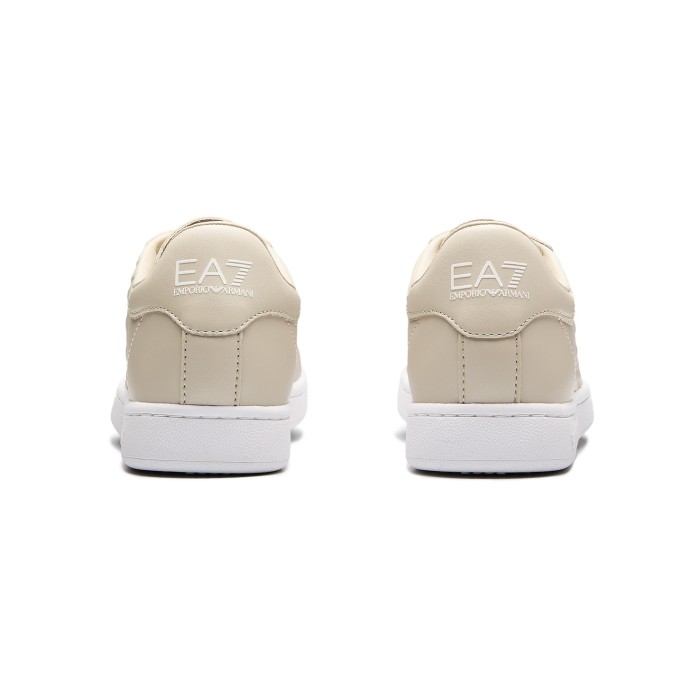 кроссовки sneakers по цене 8995 руб вид справа