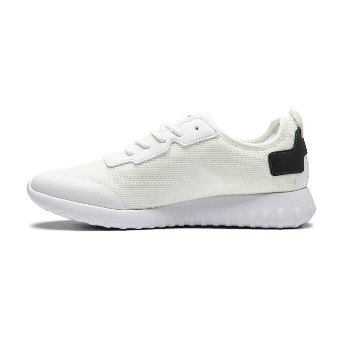 кроссовки sporty runner - качественный продукт вид сбоку