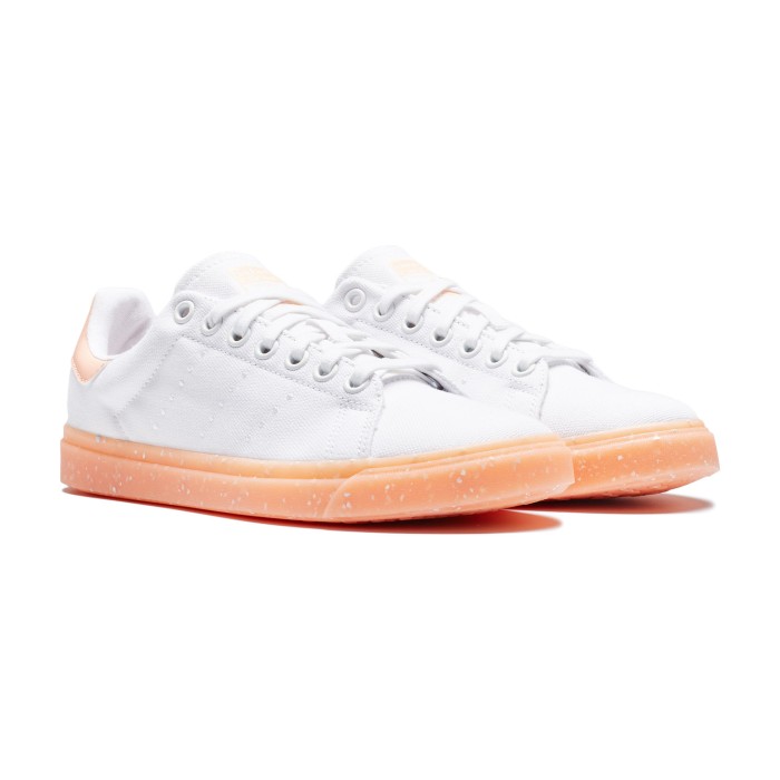 кроссовки stan smith vulc от бренда adidas вид слева