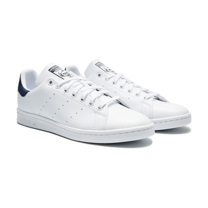 кроссовки stan smith от бренда adidas вид слева