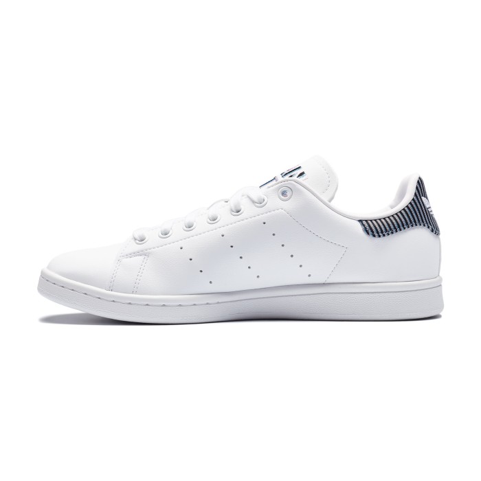 кроссовки stan smith из америки вид сбоку