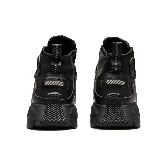 кроссовки thunder mid prtct waterproof + по цене 19900 руб вид справа