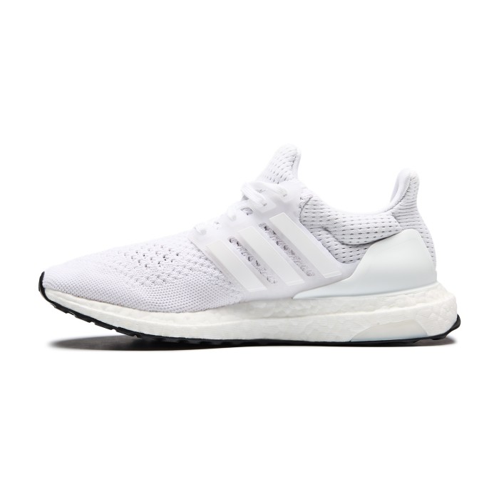 кроссовки ultraboost 1.0 из америки вид сбоку