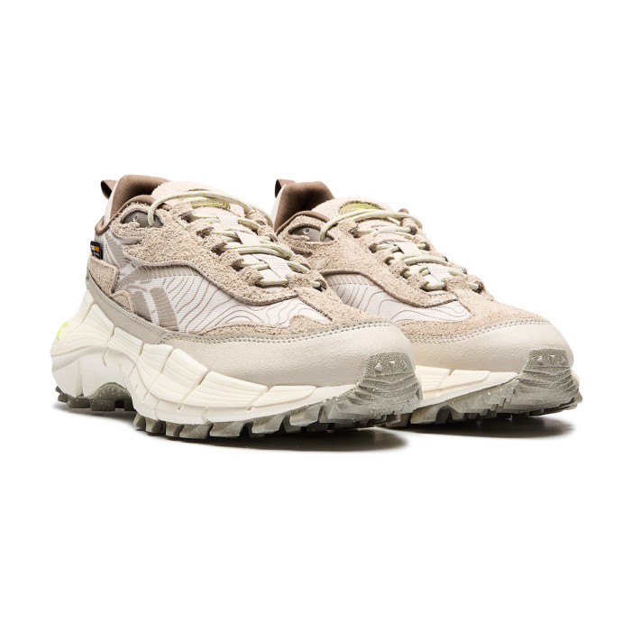 кроссовки zig kinetica 2.5 edge winter от бренда reebok вид слева