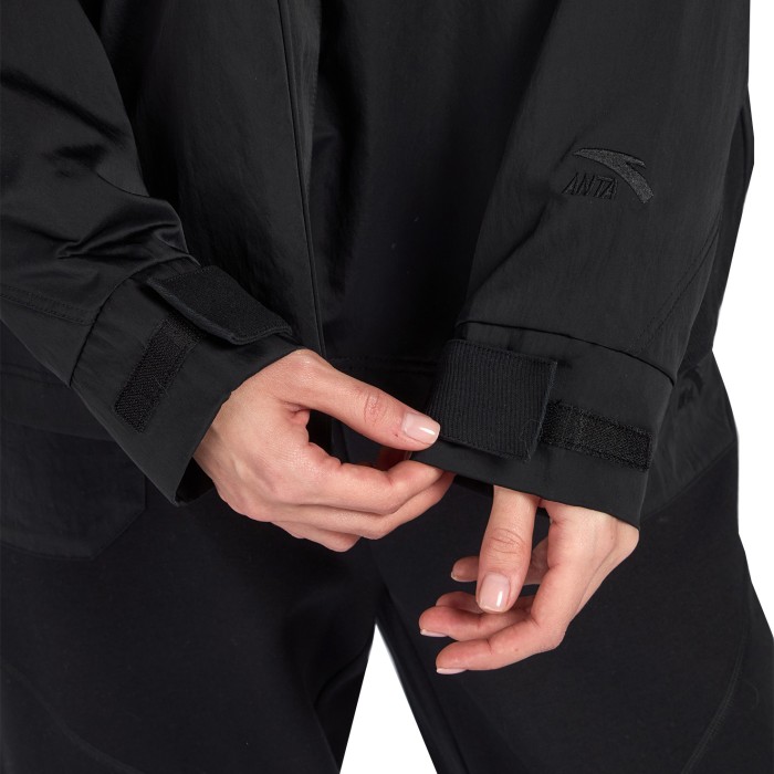 куртка master the move windbreaker из проверенных материалов спереди