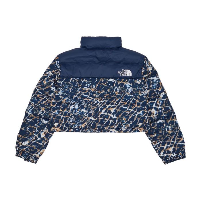 куртка nuptse short jacket от бренда the north face вид слева