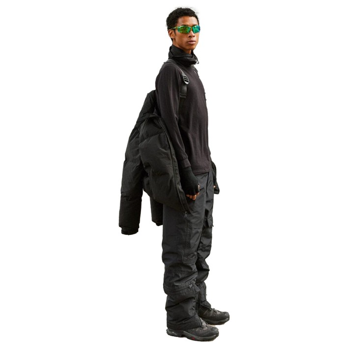 куртка puffer parka от бренда alpha industries вид слева
