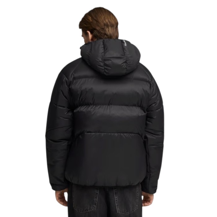 куртка pumatech primaloft puffer jacket от бренда puma вид слева