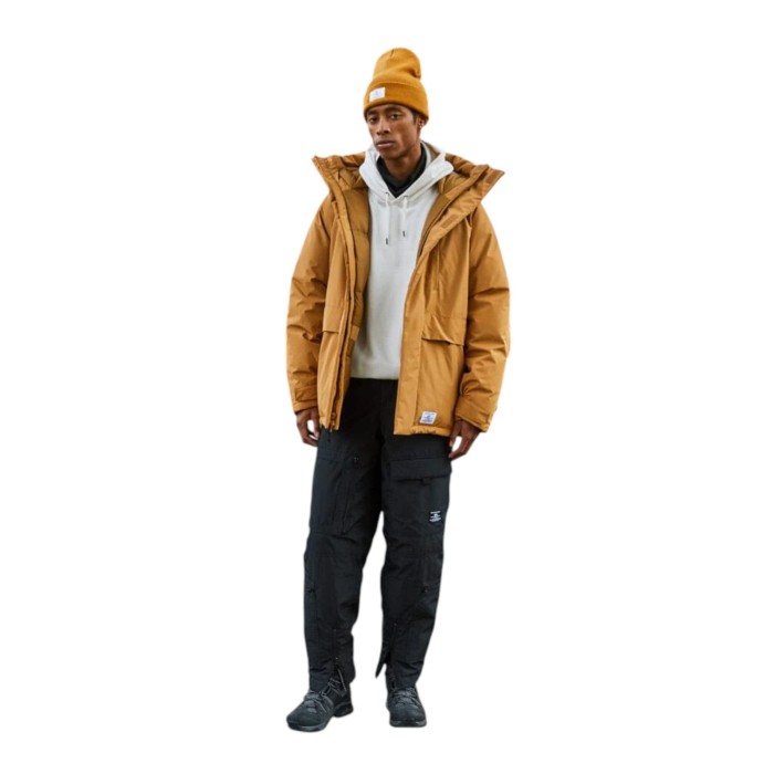 куртка raglan parka по цене 26390 руб вид справа