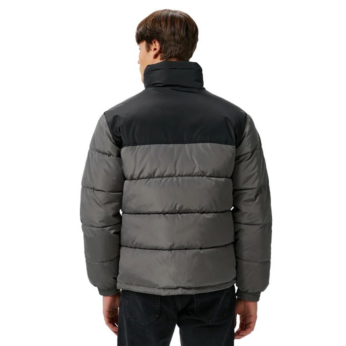 куртка retro essential puffer jacket от известного бренда вид слева