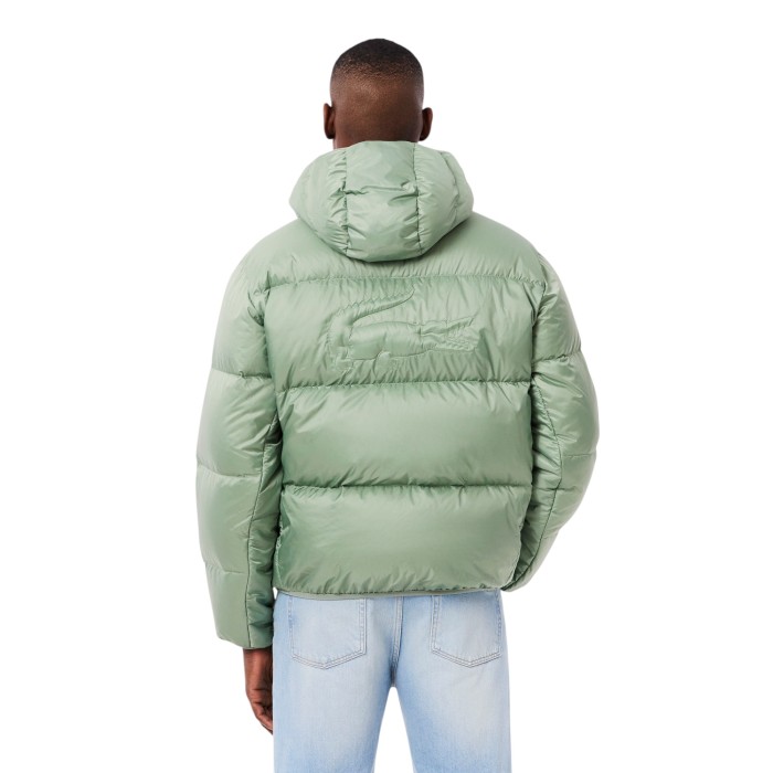 куртка short puffer от бренда lacoste вид слева