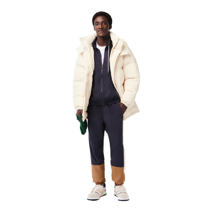куртка short puffer по цене 38486 руб вид справа