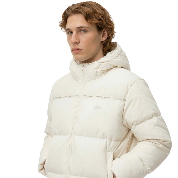 куртка short puffer по цене 57980 руб вид справа