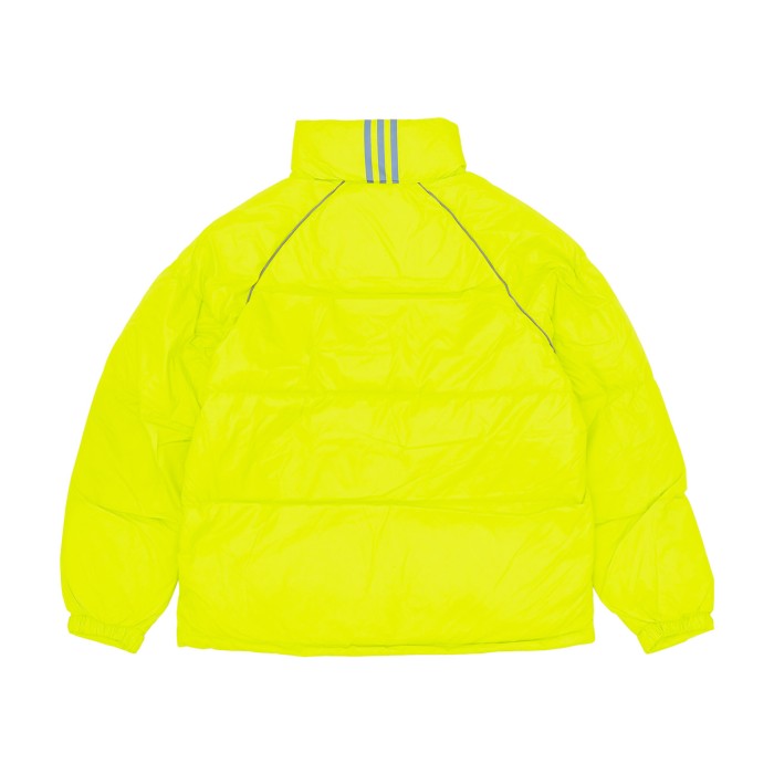 куртка super puffy jacket от бренда adidas вид слева