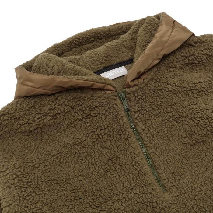куртка sweater по цене 2995 руб вид справа